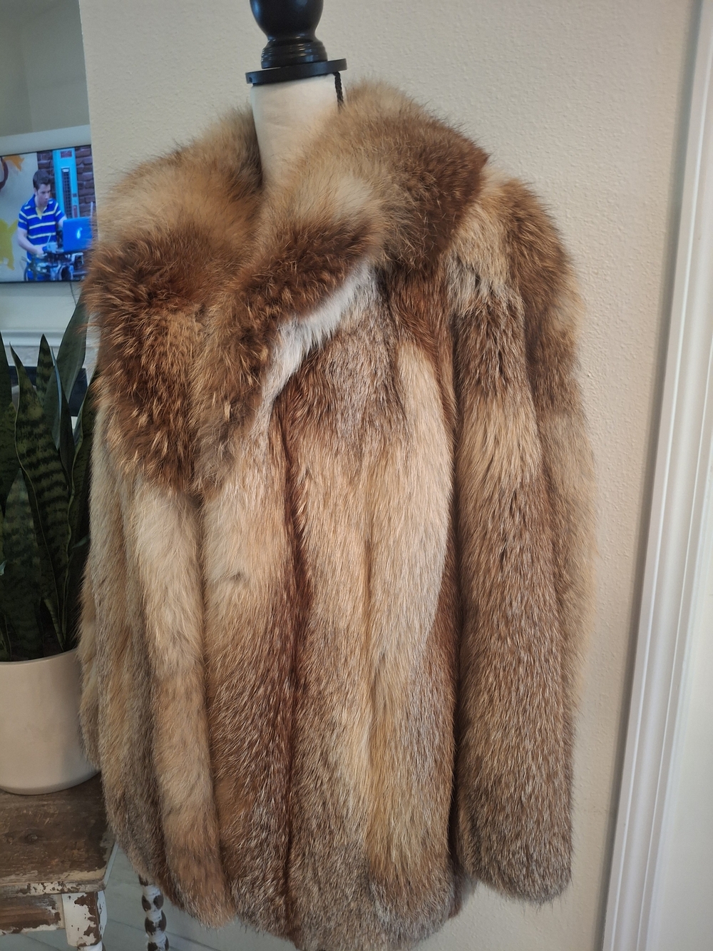 Women's Vintage Multi-Tone Red/Brown Fox Fur Coat Jacket - Picture 2 of 9